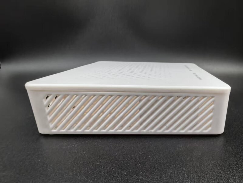 612- 4 network ports with Voice function