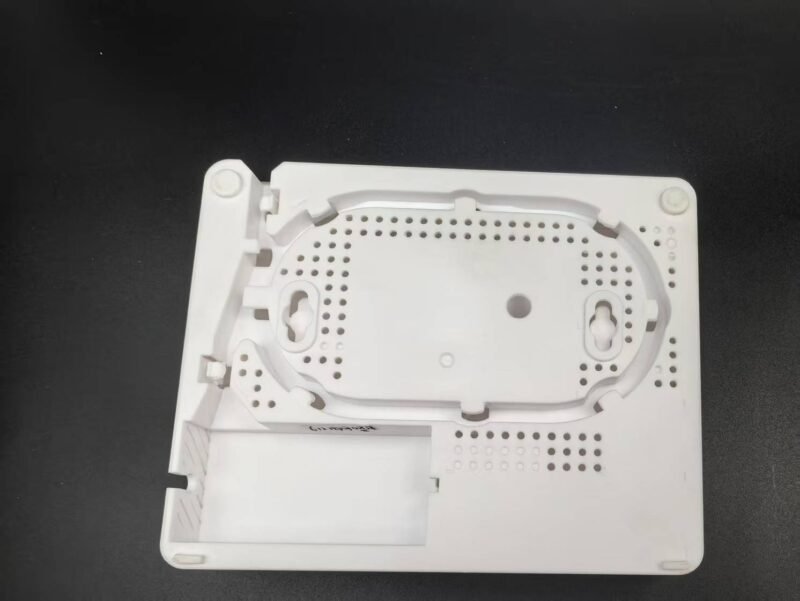 612- 4 network ports without Voice function